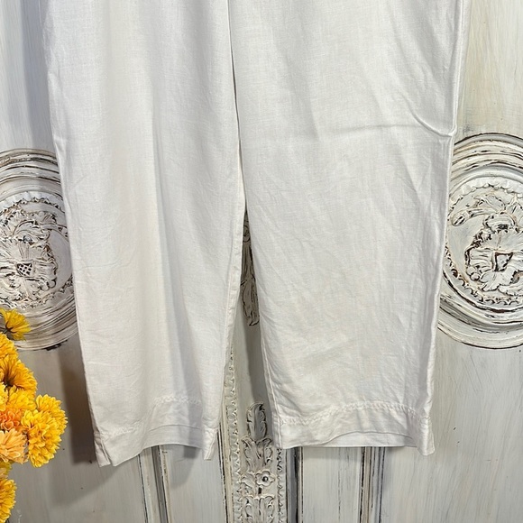 CITY UNLTD The New York City Pant White Wide Leg Linen Cropped Pants - Picture 3 of 10